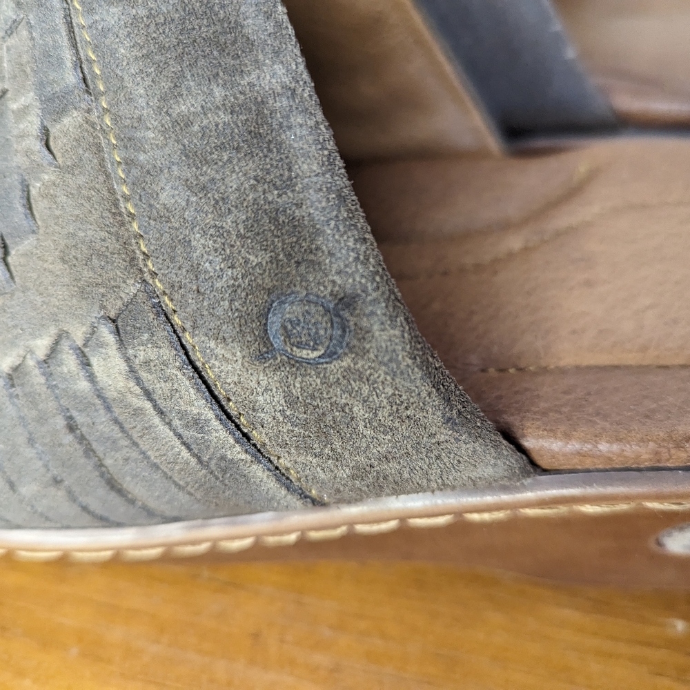 NWOT Born Yucatan Distressed Clogs Wet Weather (Grey) Women's Size 9 - Picture 8 of 14